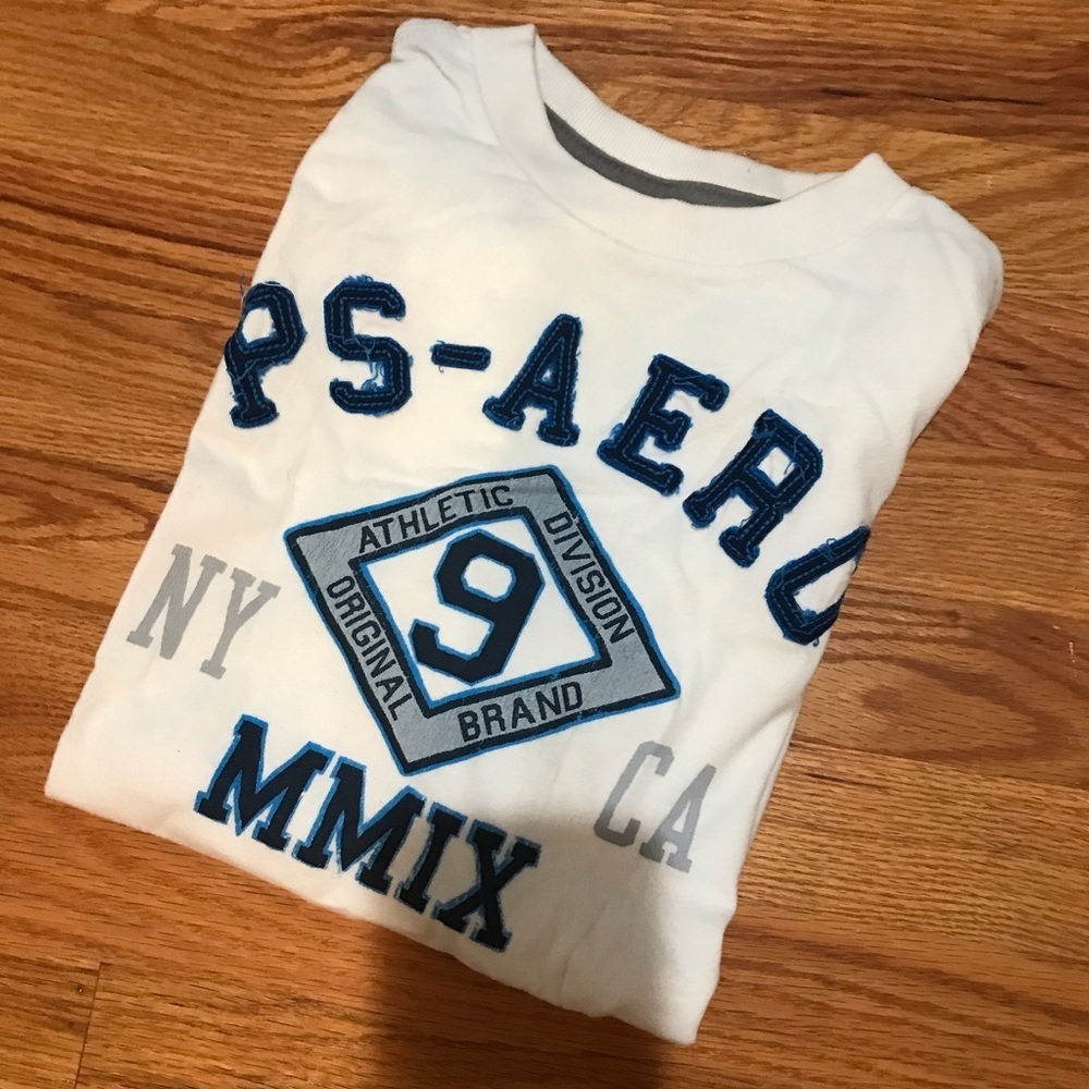 👕VINTAGE Aeropostale Tee